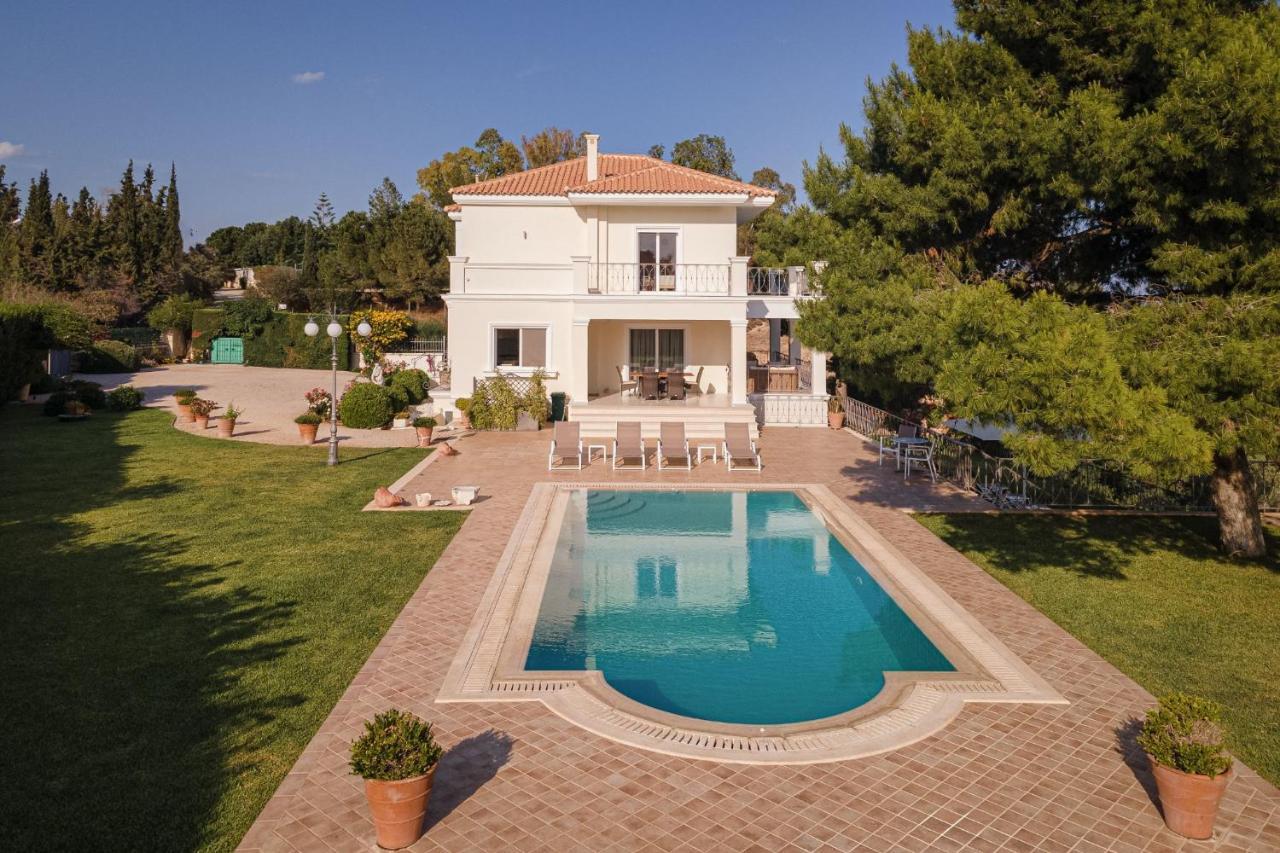 Villa Fantasia Íszthmia Kültér fotó
