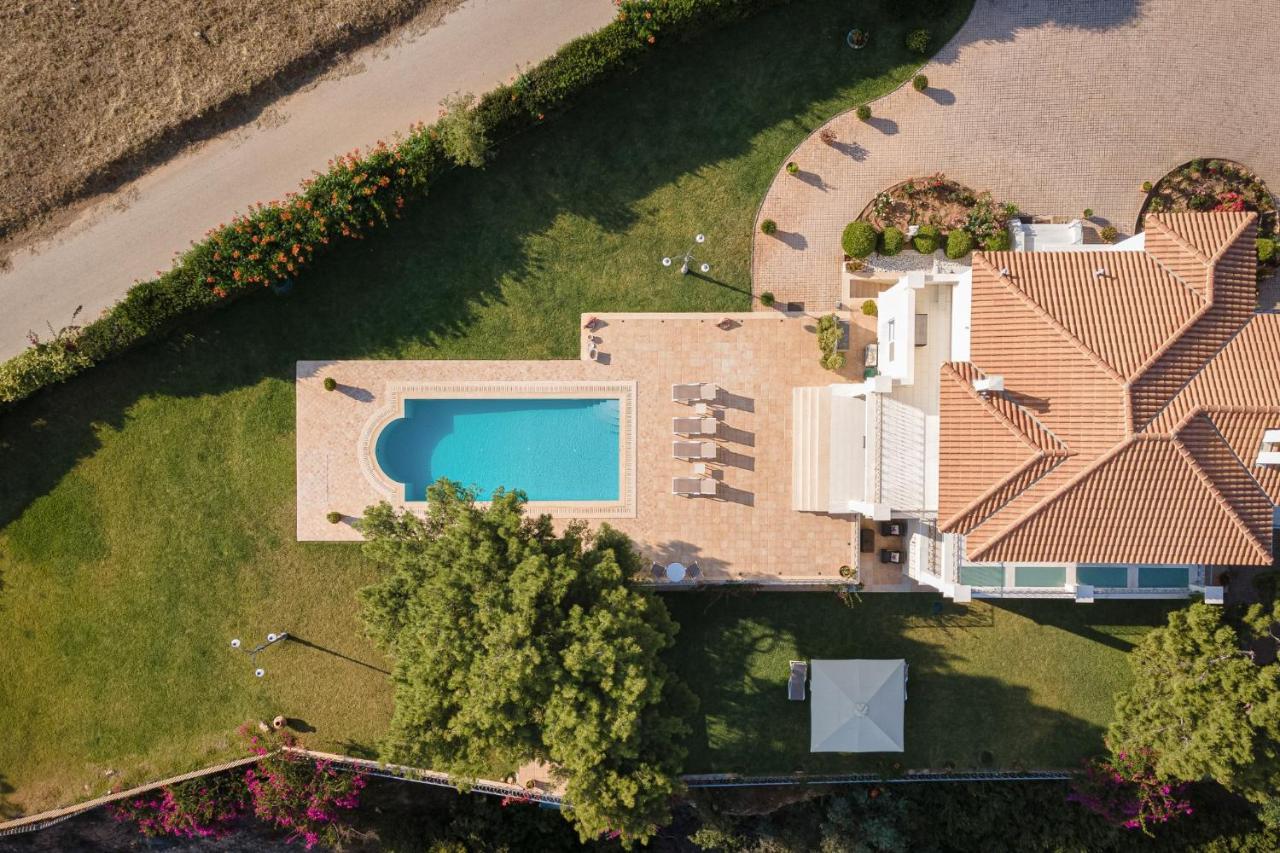 Villa Fantasia Íszthmia Kültér fotó