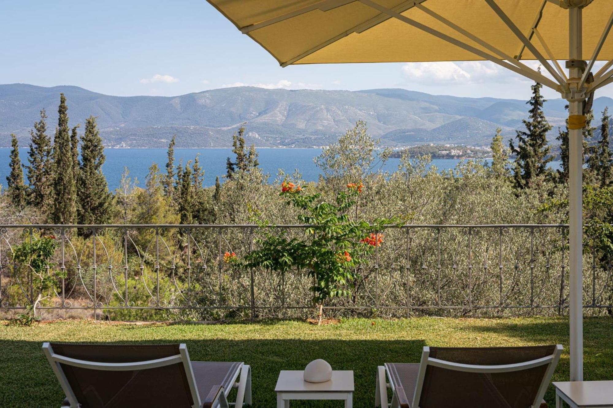 Villa Fantasia Íszthmia Kültér fotó